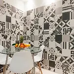 Ginjinha House - 4 - Bairro Alto - With Ac By Lisbeyond 3* Лиссабон